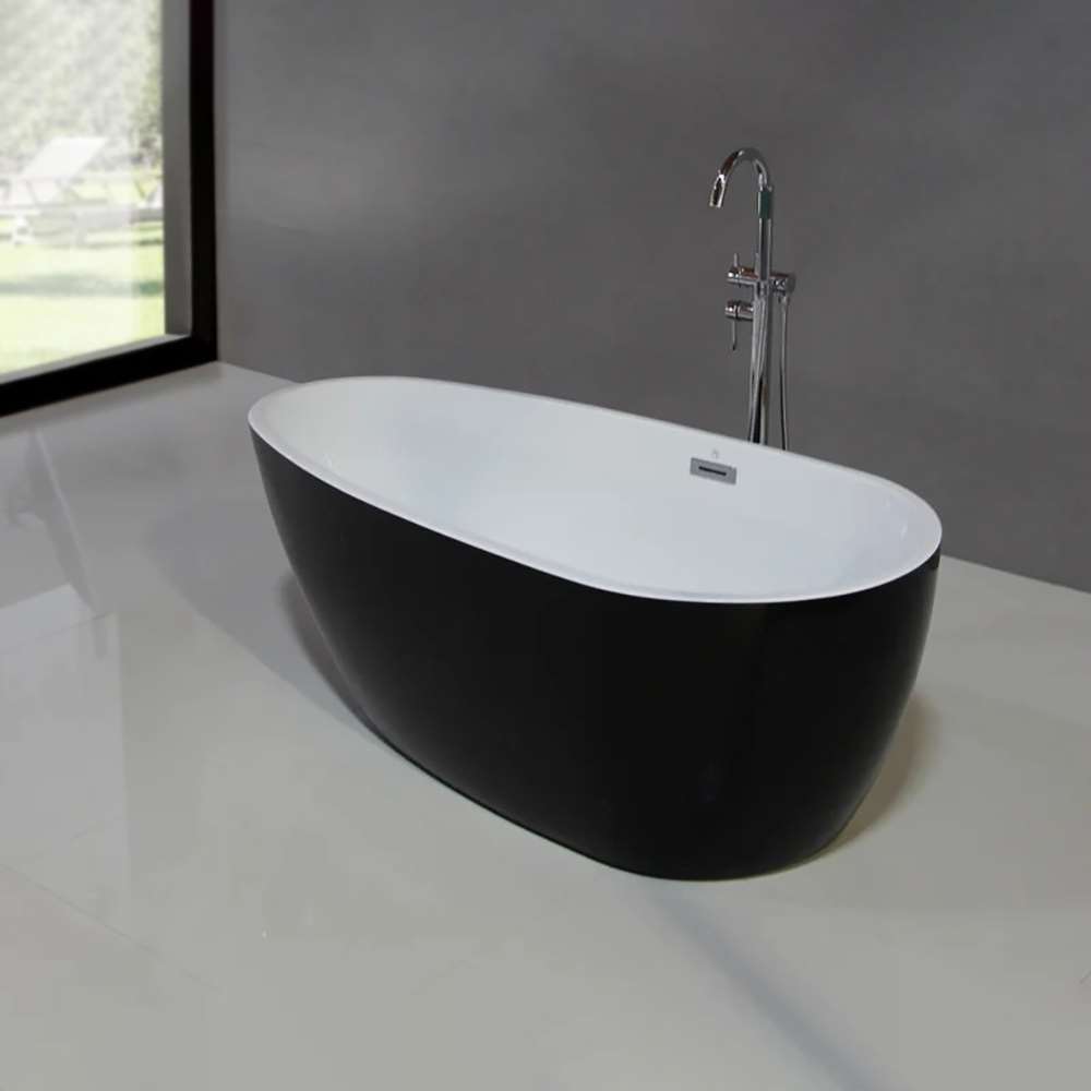 GORDES Bright Black Bathtub