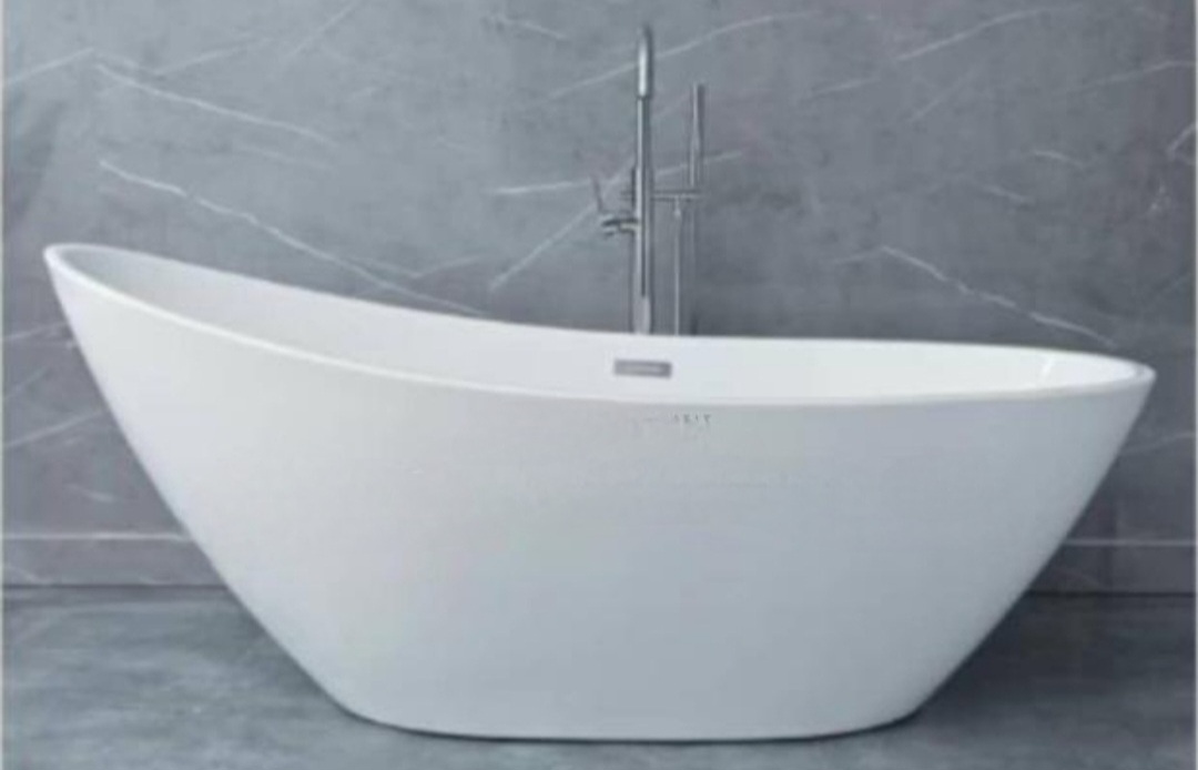 MARIE White Bathtub